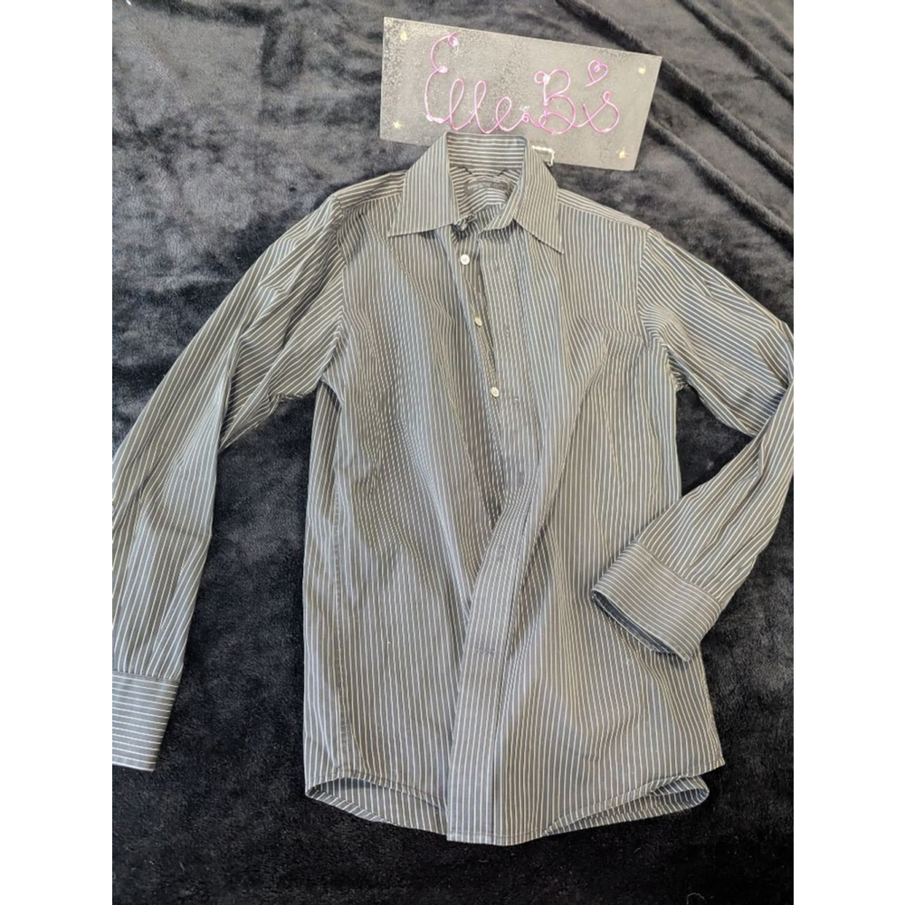 EUC Mens Express Black/ White/ Gray Pinstripe Button Up Shirt 
NO SIZE LISTED